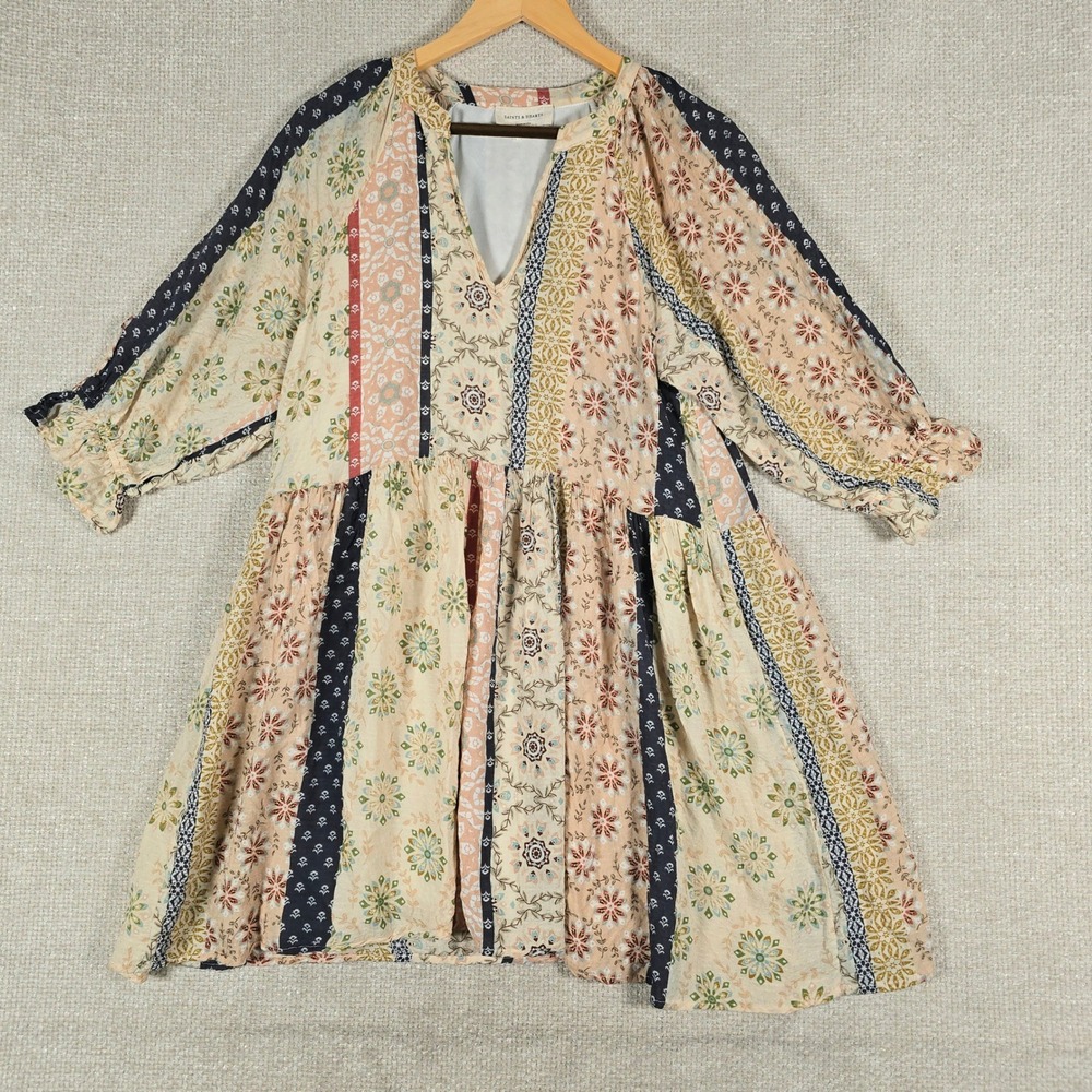 Saints & Hearts Boho Patchwork Dress Womens Sz M?? Loose Fit‎ Made In USA V-Neck